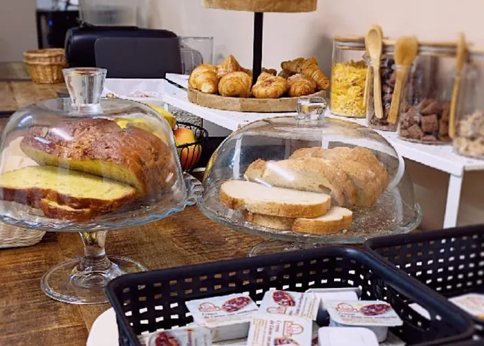 Mejores hoteles cerca de Moncada, España