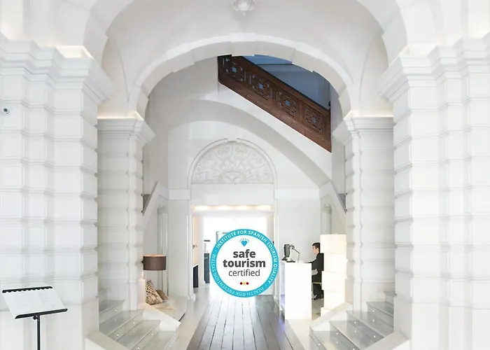 Mejores Hoteles en Valencia para Agosto