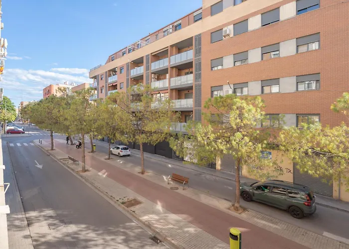 Alójate en los mejores hoteles de Catarroja